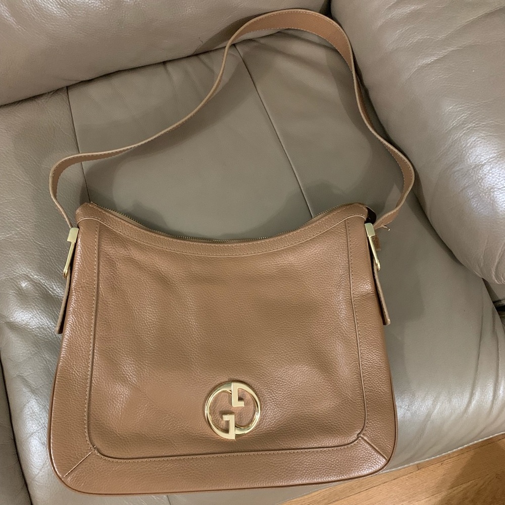 Gorgeous Goldie Tan Gucci bag